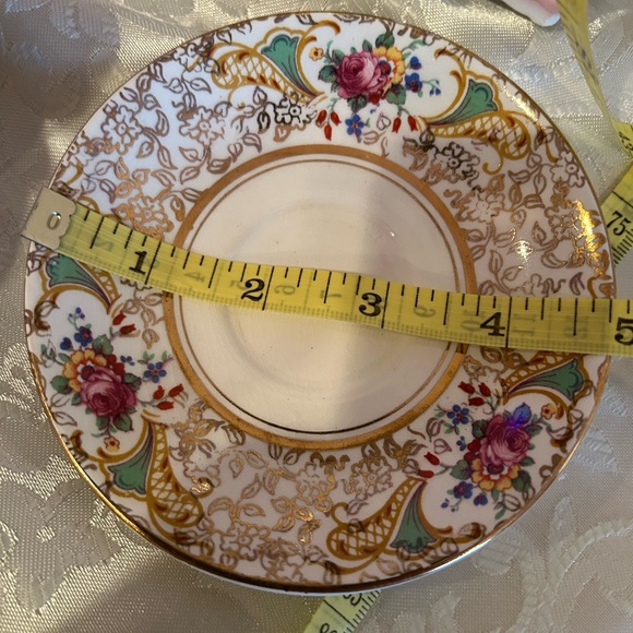 Vintage Palissy Pottery tea cup and saucer. Made in England. Bone china. - Picture 2 of 8